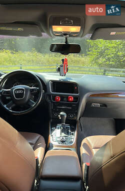 Внедорожник / Кроссовер Audi Q5 2011 в 