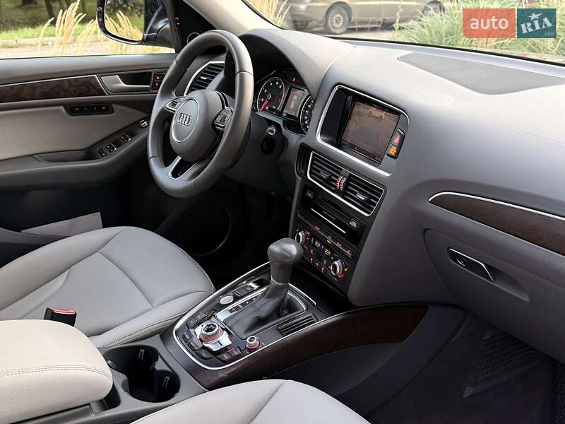 Внедорожник / Кроссовер Audi Q5 2014 в Львове