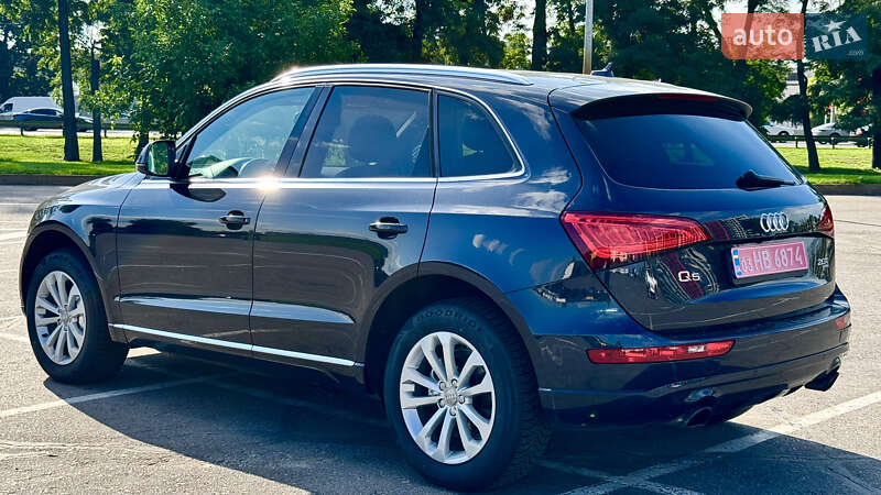 Внедорожник / Кроссовер Audi Q5 2014 в Киеве
