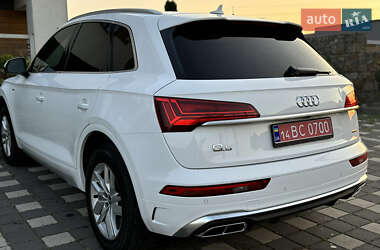 Внедорожник / Кроссовер Audi Q5 2022 в 