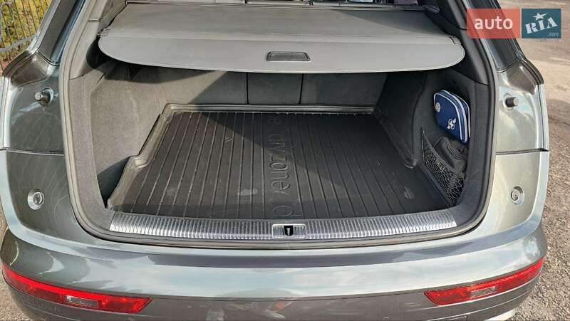 Внедорожник / Кроссовер Audi Q5 2017 в Дрогобыче