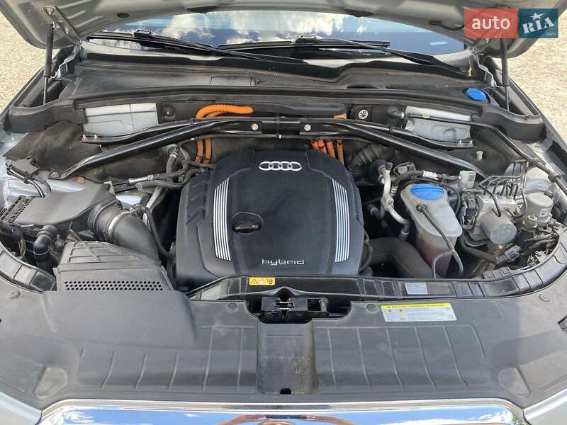 Внедорожник / Кроссовер Audi Q5 2012 в Одессе