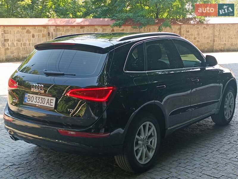 Внедорожник / Кроссовер Audi Q5 2013 в Черновцах