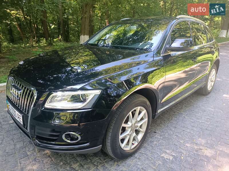 Внедорожник / Кроссовер Audi Q5 2013 в Черновцах