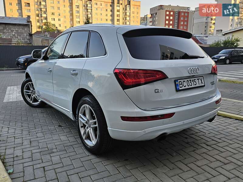 Внедорожник / Кроссовер Audi Q5 2015 в Львове