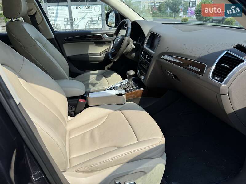 Внедорожник / Кроссовер Audi Q5 2015 в Мукачево