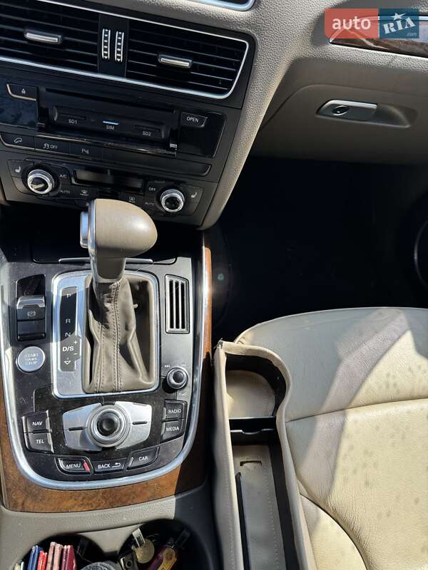 Внедорожник / Кроссовер Audi Q5 2015 в Мукачево