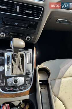 Внедорожник / Кроссовер Audi Q5 2015 в 