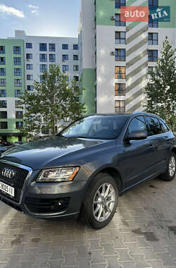 Внедорожник / Кроссовер Audi Q5 2012 в 