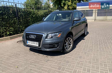 Внедорожник / Кроссовер Audi Q5 2011 в 