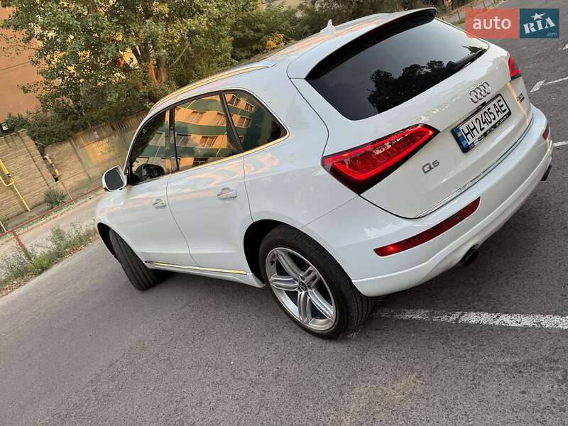 Позашляховик / Кросовер Audi Q5 2016 в Одесі