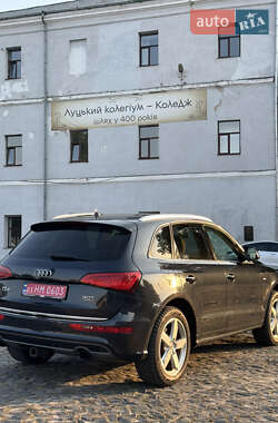 Позашляховик / Кросовер Audi Q5 2016 в 