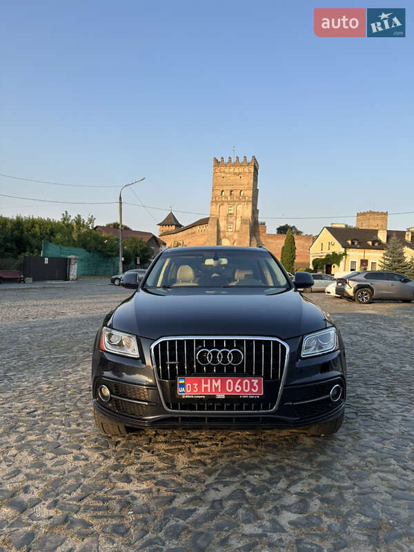 Позашляховик / Кросовер Audi Q5 2016 в Луцьку