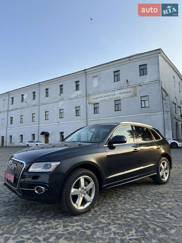 Позашляховик / Кросовер Audi Q5 2016 в Луцьку