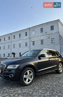 Позашляховик / Кросовер Audi Q5 2016 в 