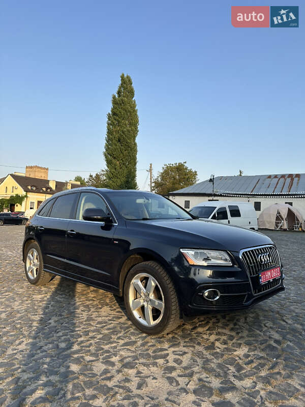 Позашляховик / Кросовер Audi Q5 2016 в Луцьку