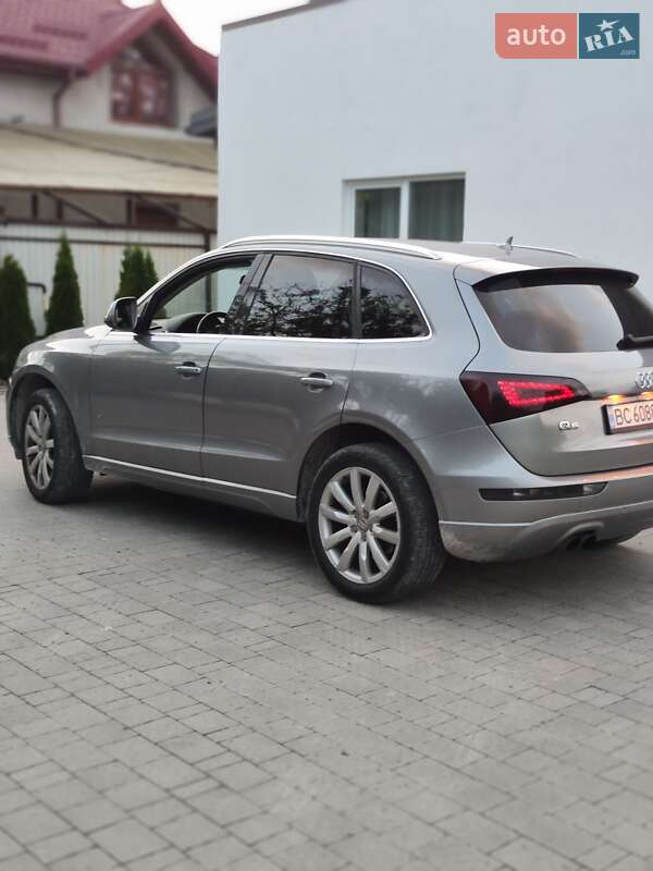 Внедорожник / Кроссовер Audi Q5 2010 в Львове