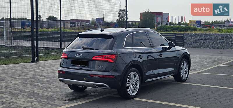 Внедорожник / Кроссовер Audi Q5 2018 в Мукачево