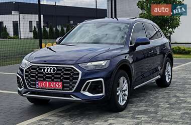 Внедорожник / Кроссовер Audi Q5 2022 в 