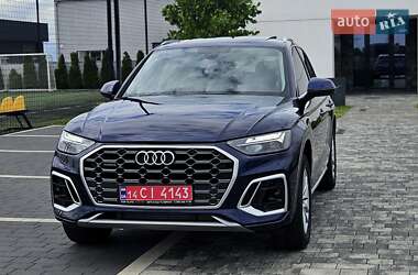 Внедорожник / Кроссовер Audi Q5 2022 в 