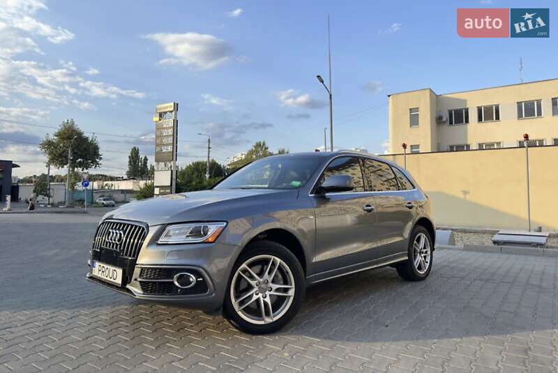 Внедорожник / Кроссовер Audi Q5 2015 в 