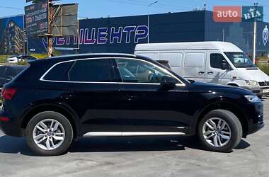Внедорожник / Кроссовер Audi Q5 2019 в 