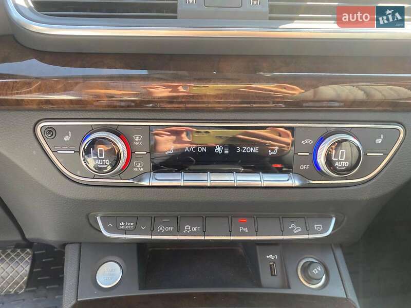 Внедорожник / Кроссовер Audi Q5 2019 в Львове