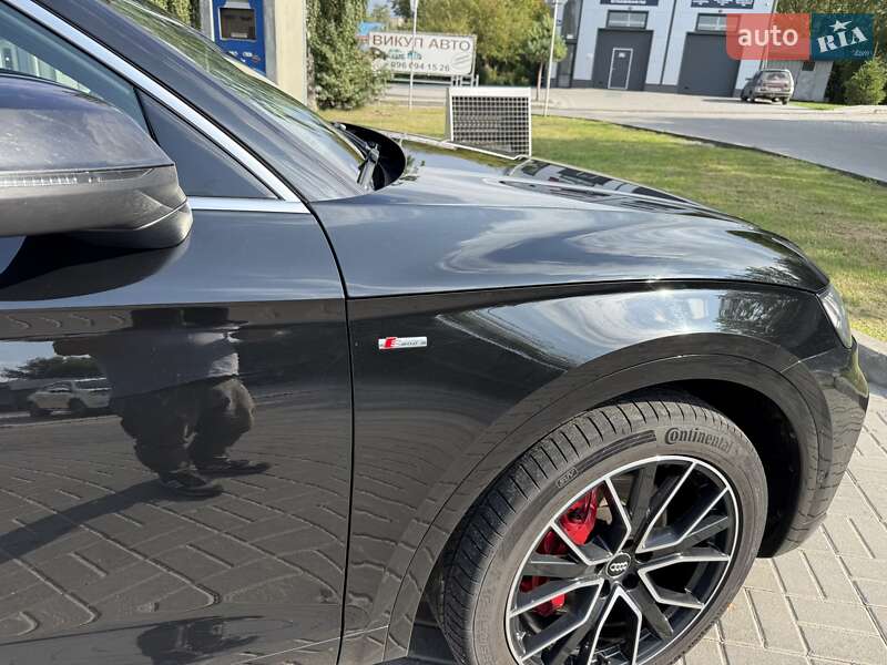 Внедорожник / Кроссовер Audi Q5 2020 в Тернополе