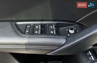 Внедорожник / Кроссовер Audi Q5 2022 в 