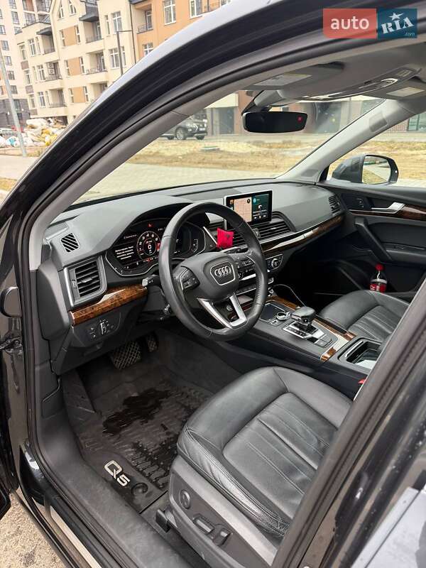 Внедорожник / Кроссовер Audi Q5 2018 в Львове