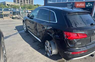 Внедорожник / Кроссовер Audi Q5 2017 в 