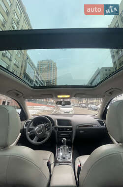 Внедорожник / Кроссовер Audi Q5 2011 в 
