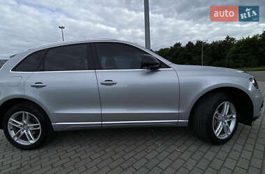 Внедорожник / Кроссовер Audi Q5 2015 в 
