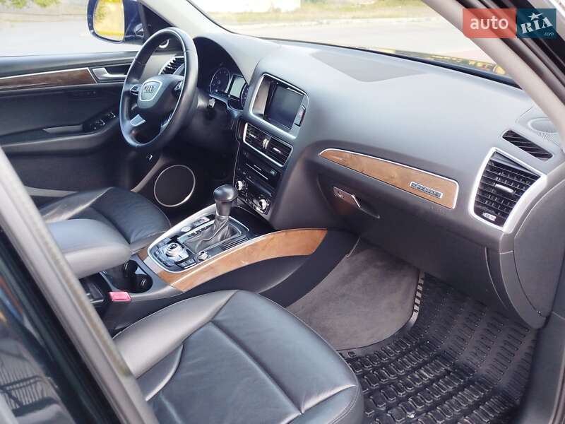 Внедорожник / Кроссовер Audi Q5 2015 в Львове