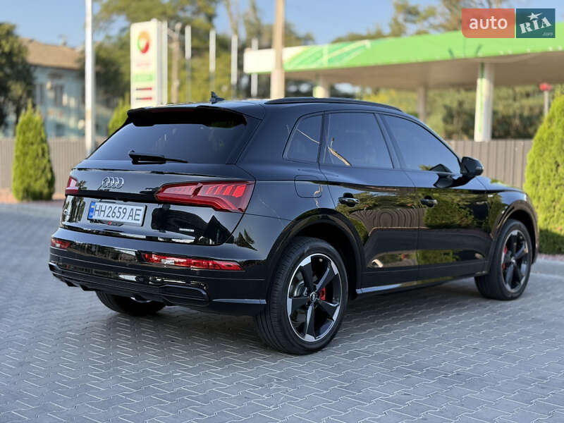 Внедорожник / Кроссовер Audi Q5 2019 в Одессе