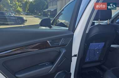 Внедорожник / Кроссовер Audi Q5 2017 в 