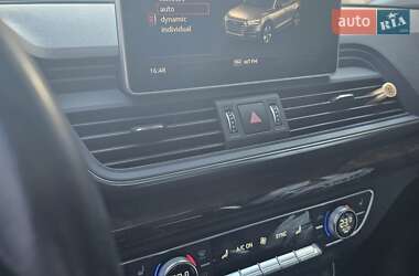 Внедорожник / Кроссовер Audi Q5 2017 в 