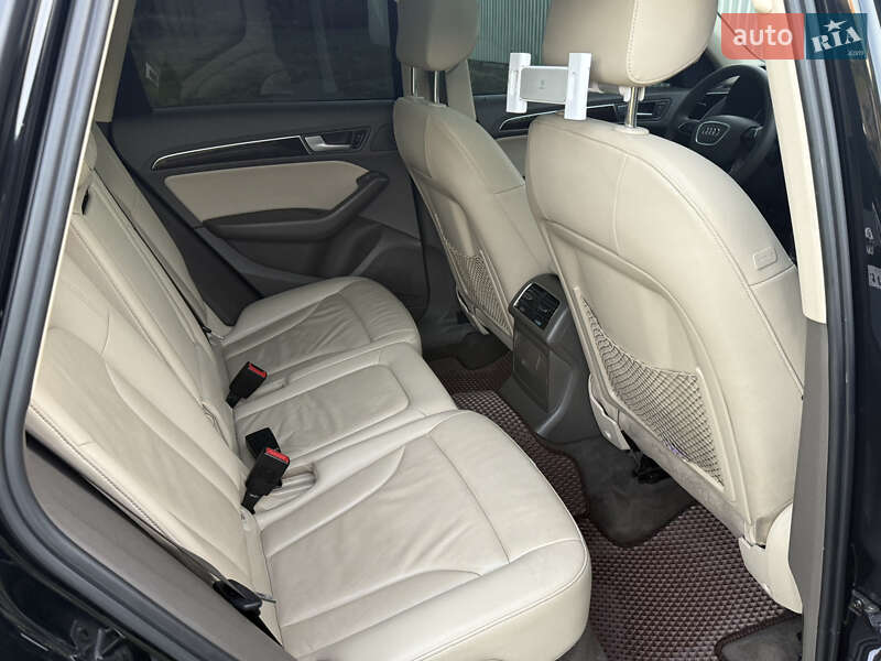 Внедорожник / Кроссовер Audi Q5 2012 в Хмельницком