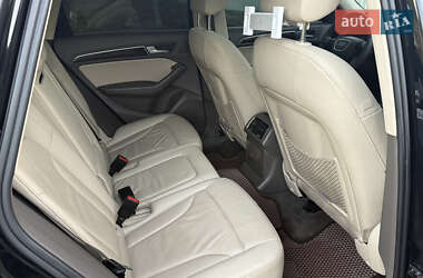 Внедорожник / Кроссовер Audi Q5 2012 в 