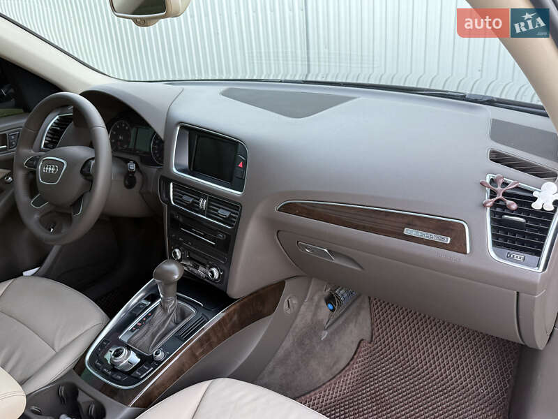 Внедорожник / Кроссовер Audi Q5 2012 в Хмельницком