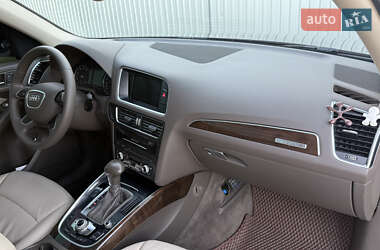 Внедорожник / Кроссовер Audi Q5 2012 в 
