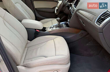 Внедорожник / Кроссовер Audi Q5 2011 в 