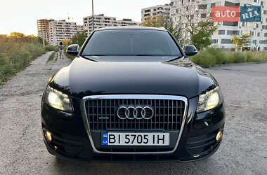 Внедорожник / Кроссовер Audi Q5 2012 в 