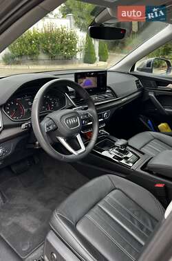 Внедорожник / Кроссовер Audi Q5 2023 в 