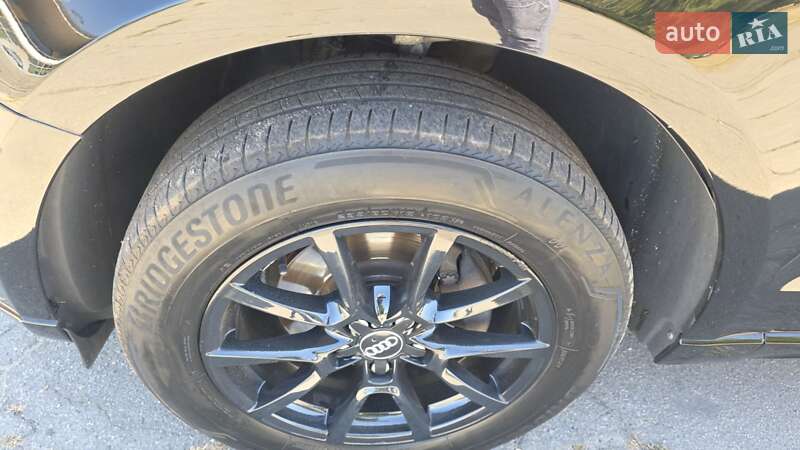 Внедорожник / Кроссовер Audi Q5 2011 в Запорожье