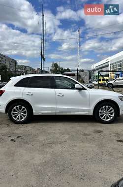 Внедорожник / Кроссовер Audi Q5 2013 в 