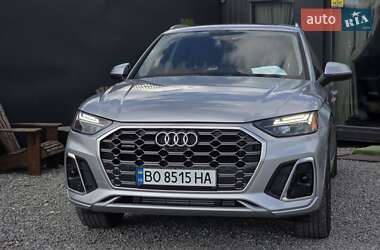 Внедорожник / Кроссовер Audi Q5 2022 в 