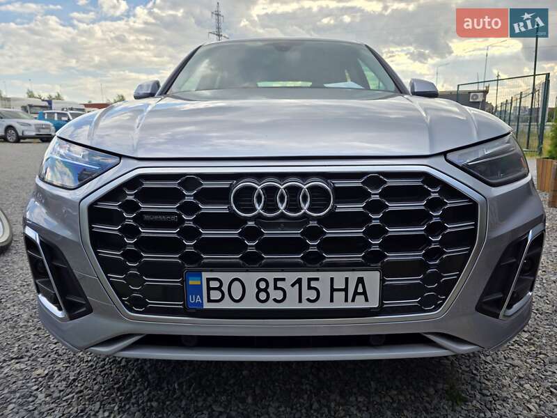 Внедорожник / Кроссовер Audi Q5 2022 в Тернополе