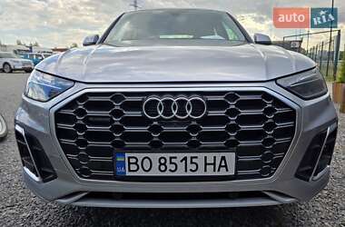 Внедорожник / Кроссовер Audi Q5 2022 в 