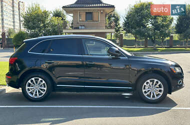 Внедорожник / Кроссовер Audi Q5 2016 в 